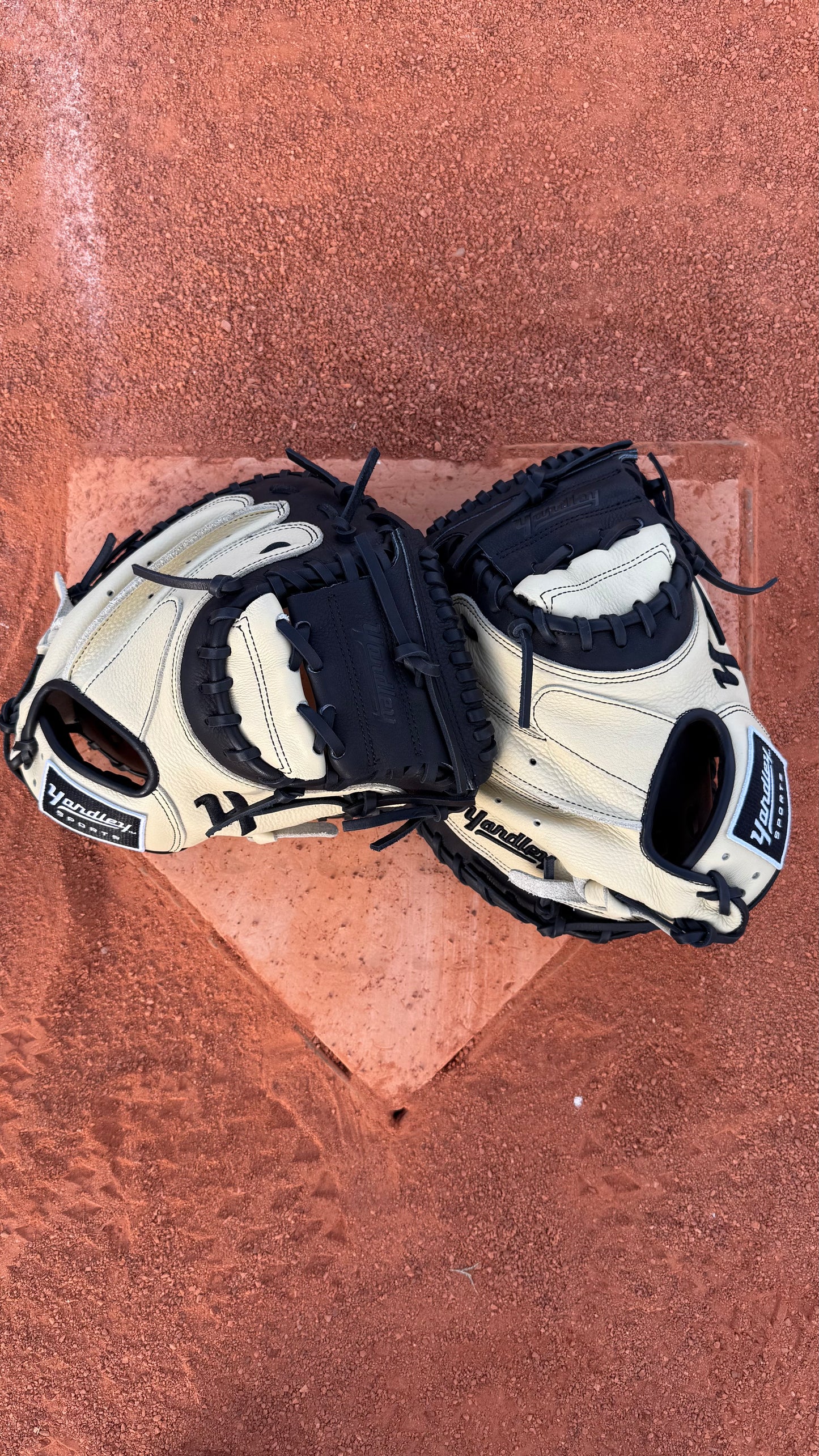 Y3 - CM-23 Black and Bone