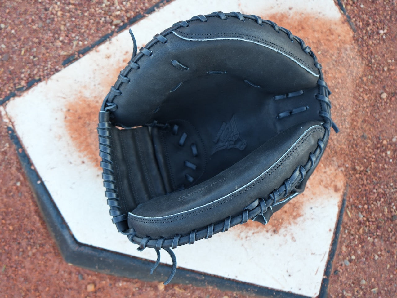 Y2 - CM-23 Black 33.50"