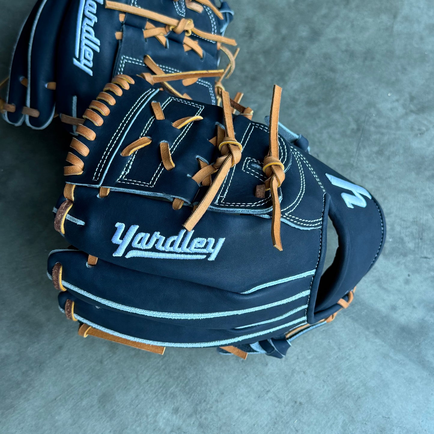 Y2 Maven Steer - 789 Model Navy and Tan 11.75”