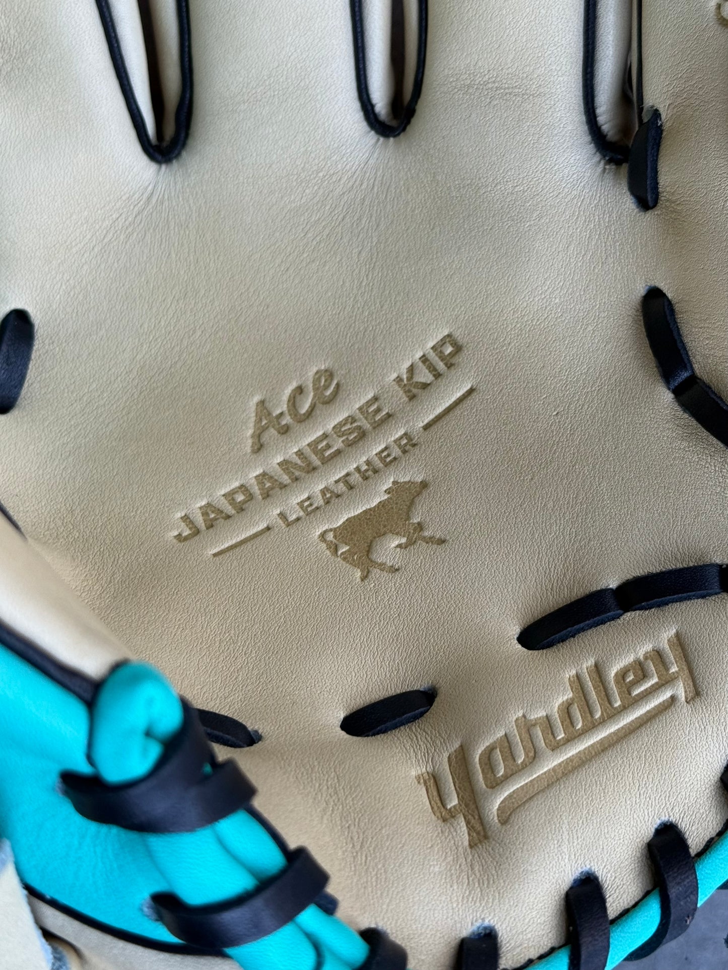 Y1 - 279 Sky Blue and Bone I-Web 11.50”