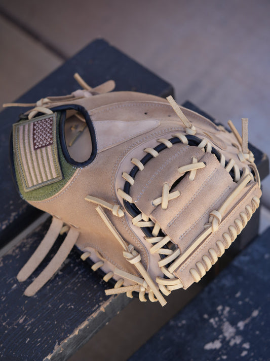 Service Collection - 33.50" Catchers Mitt - Dirt and Sand