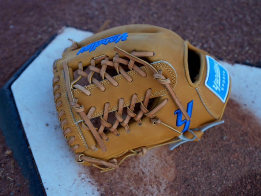 Y2 Maven Steer - 279 Tan and Blue 12.00"