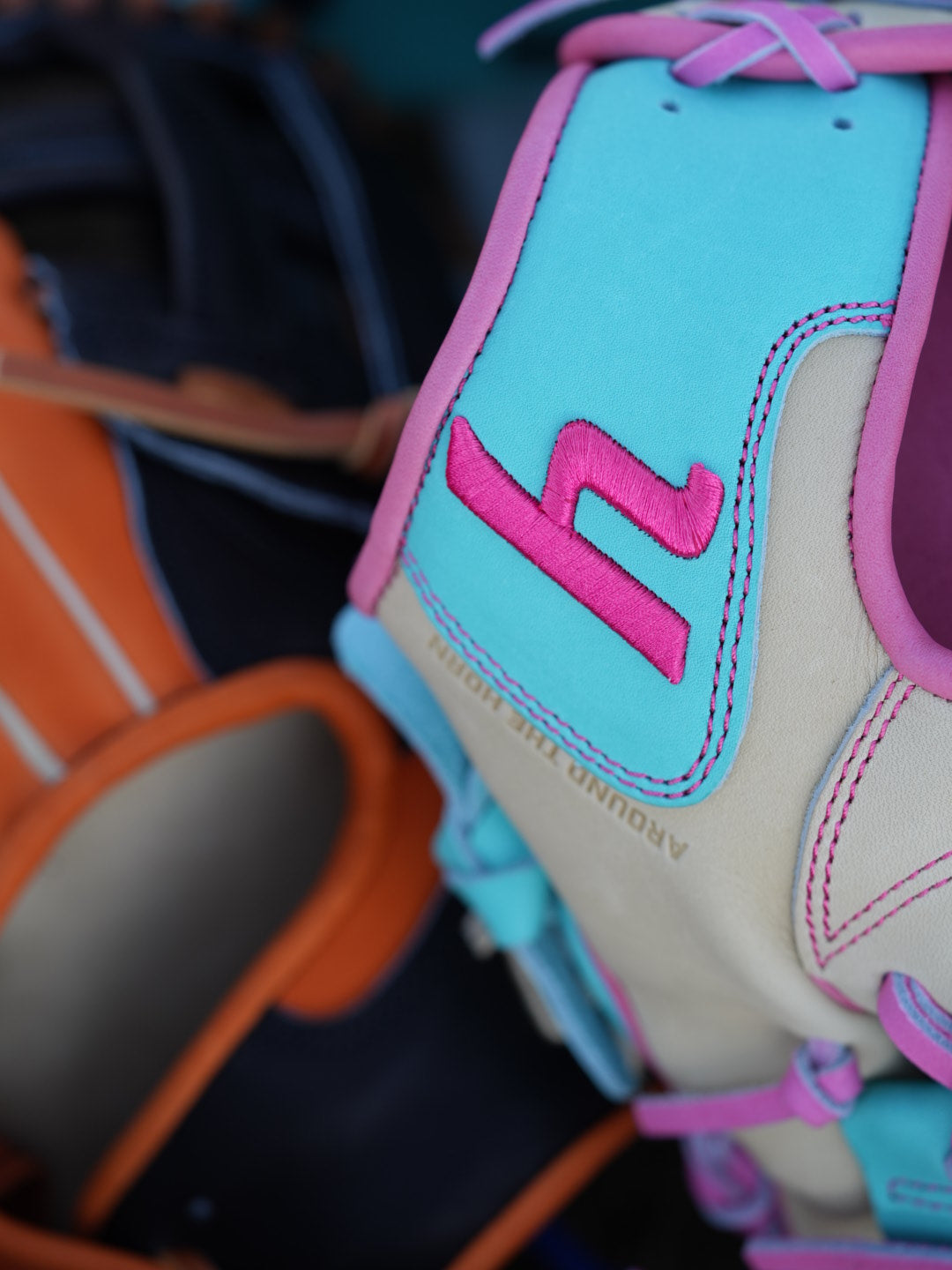 Y2 - Maven Steer - IBEXYS1150 "Cami's Glove"