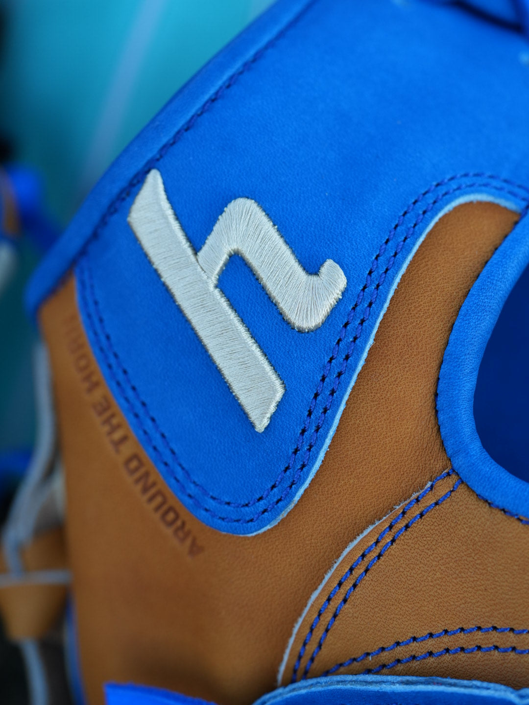 Y1 - Ace Leather - IBEXYS1200 "Dirty Blues"