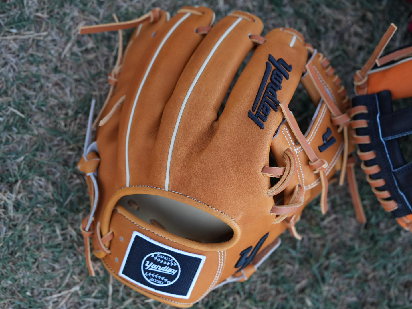 Y2 - 279 Tan and Black 11.50”