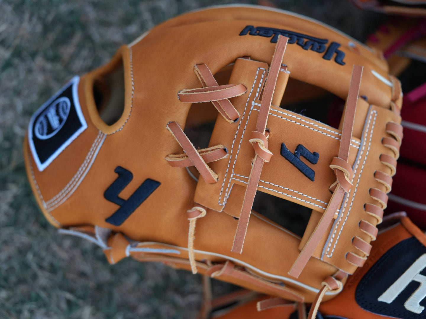 Y2 - 279 Tan and Black 11.50”