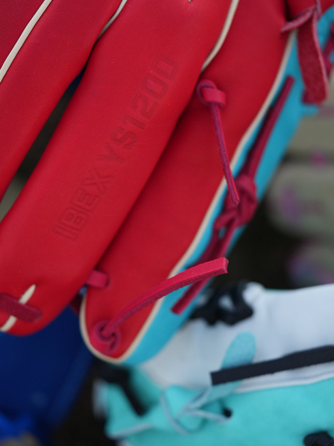 Y1 - Ace Leather - IBEXYS1200 "All the Glove Things"