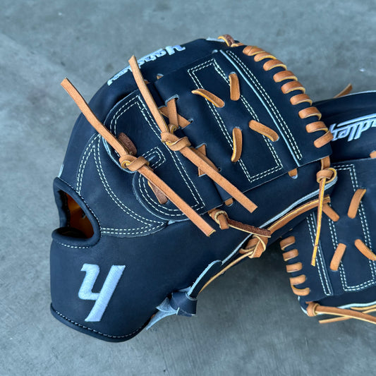 Y2 Maven Steer - 789 Model Navy and Tan 11.75”